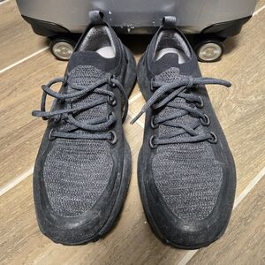 Allbirds Black Sneakers with Knit Upper and Cushioned Design